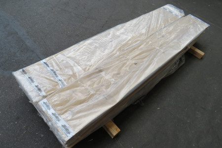 Rustiek eiken plank met boomrand